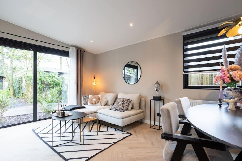 Veluwe Boutique Lodge พุทเทิน ภายนอก รูปภาพ